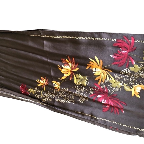 Oscar de la Renta Silk Oblong Floral Scarf Majestic Colors 51”LX11”W Elegant - Picture 8 of 9